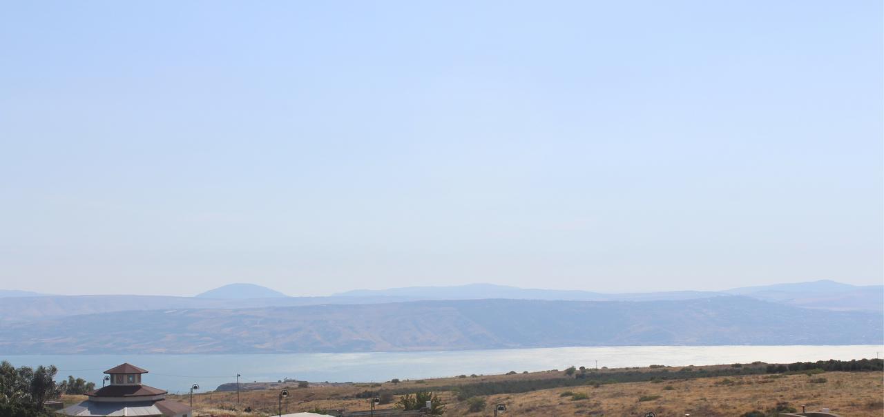 Appartement Lakeside Terrace à Neot Golan Extérieur photo